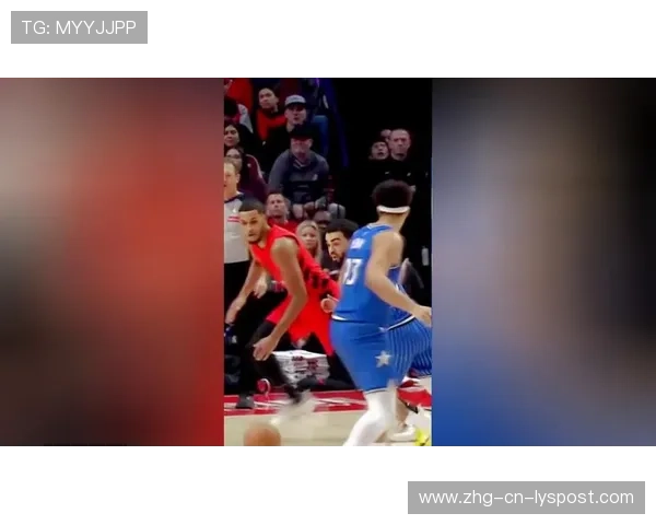 怀特精准传球盘活进攻